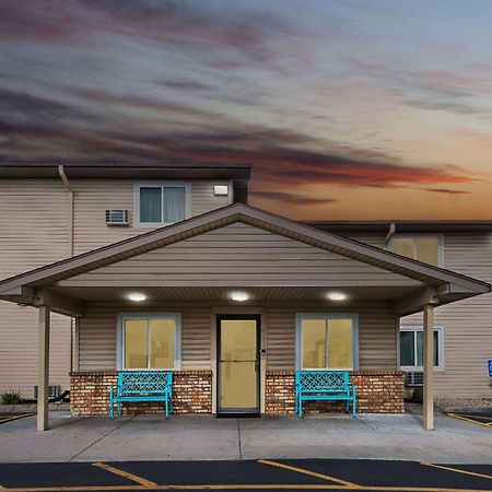 Motel Super 8 By Wyndham Council Bluffs Ia Omaha Ne Area Esterno foto
