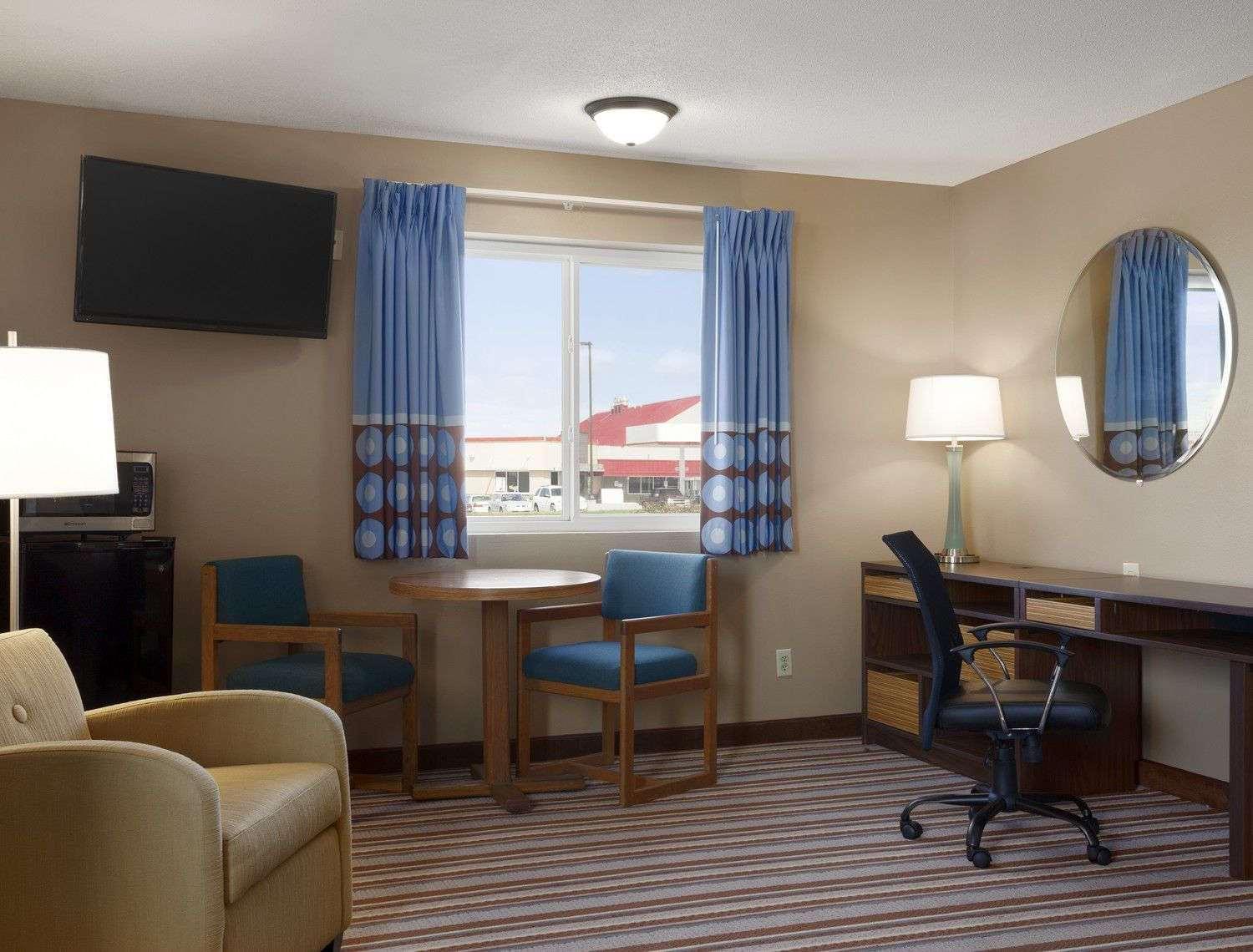 Motel Super 8 By Wyndham Council Bluffs Ia Omaha Ne Area Esterno foto