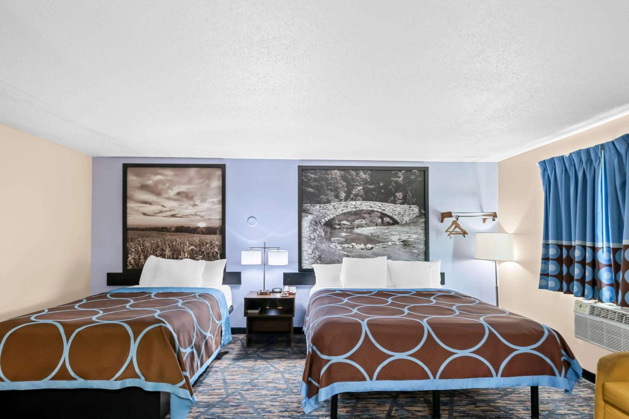 Motel Super 8 By Wyndham Council Bluffs Ia Omaha Ne Area Esterno foto