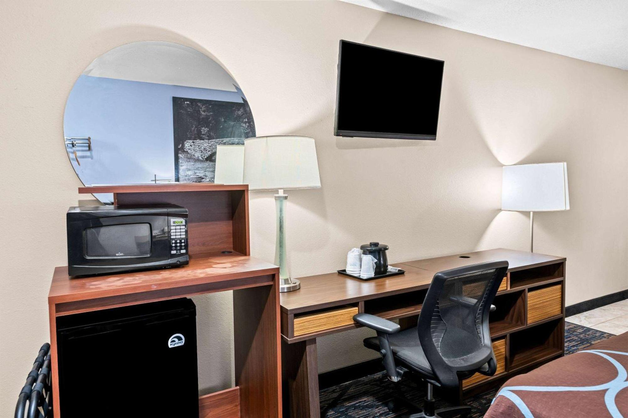 Motel Super 8 By Wyndham Council Bluffs Ia Omaha Ne Area Esterno foto