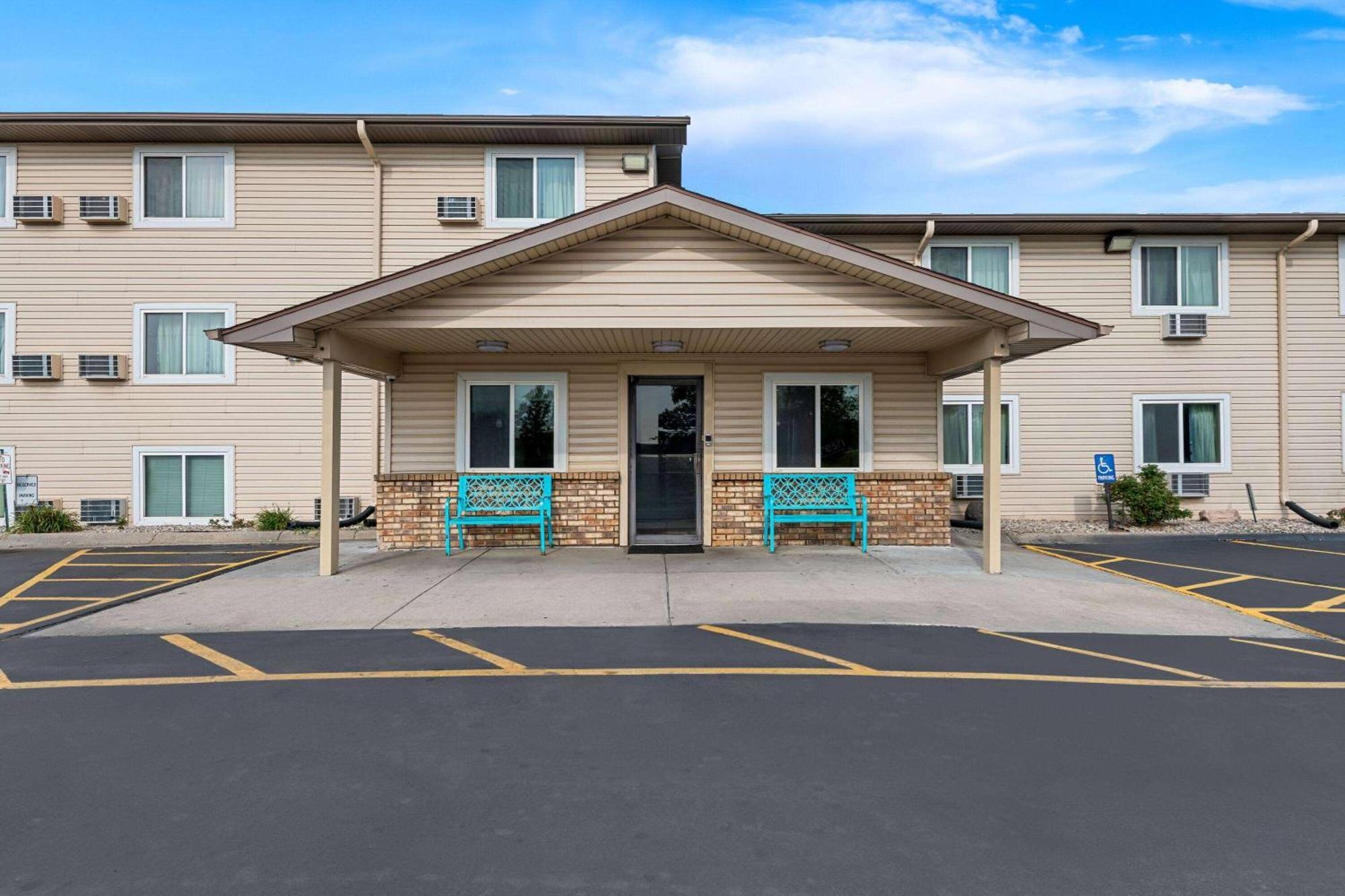Motel Super 8 By Wyndham Council Bluffs Ia Omaha Ne Area Esterno foto